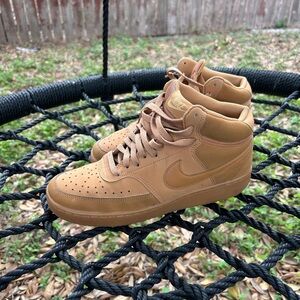 Nike Men's Tan High-Top Sneakers